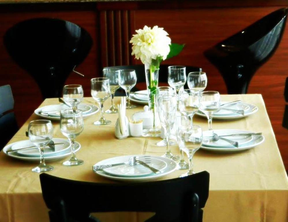 באטומי Family Hotel מראה חיצוני תמונה